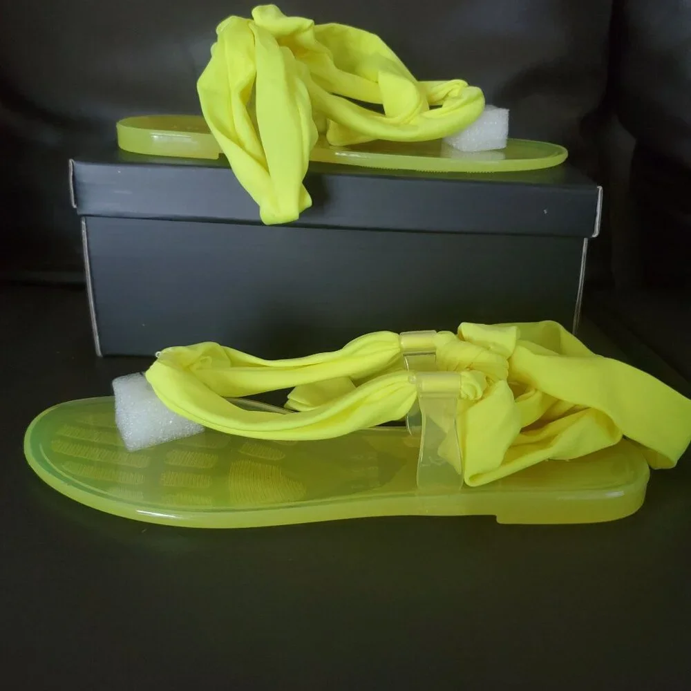 Liliana womens Flat Sandals Neon Yellow Color flat strappy Size‎ 6 New with box